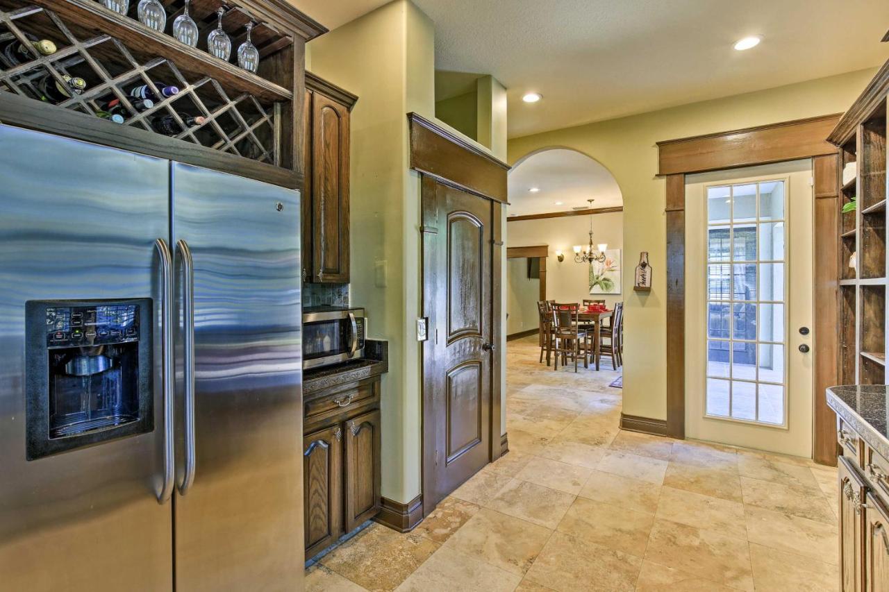 הוילה Tampa Oasis With Pool About 7 Mi To Busch Gardens! מראה חיצוני תמונה