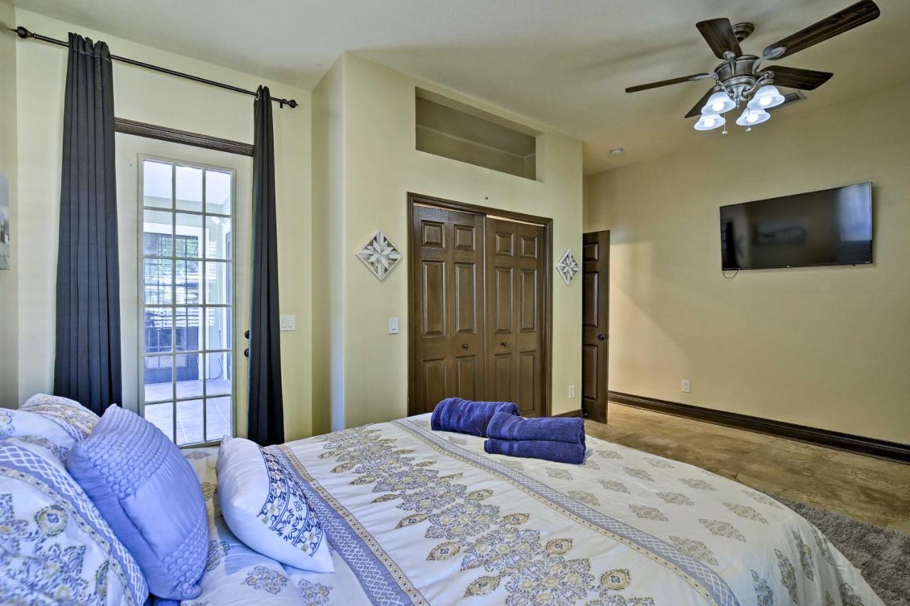 הוילה Tampa Oasis With Pool About 7 Mi To Busch Gardens! מראה חיצוני תמונה
